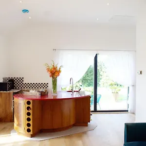 villa-one-granary-barns-near-stansted-airport.cambridgehotelsuk.com/