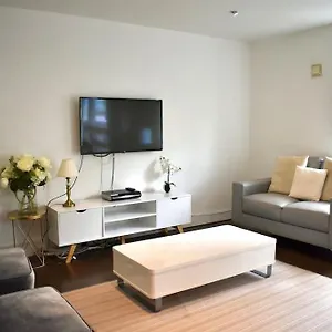 apt-2-bed-in-southwark.cambridgehotelsuk.com/